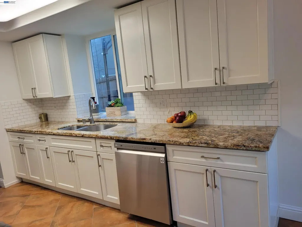 212 Marin Court Vacaville CA 95687