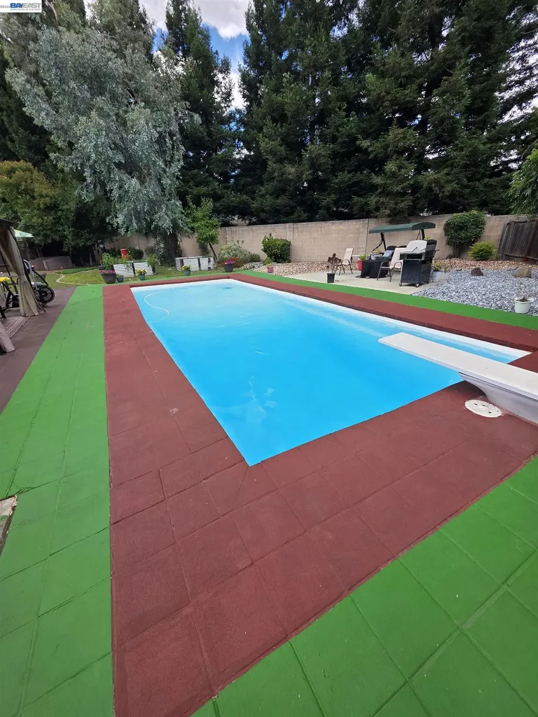 212 Marin Court Vacaville CA 95687