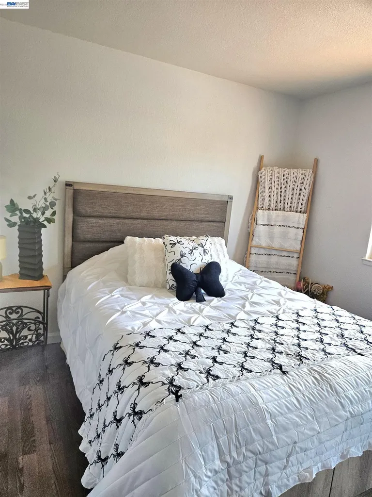 212 Marin Court Vacaville CA 95687