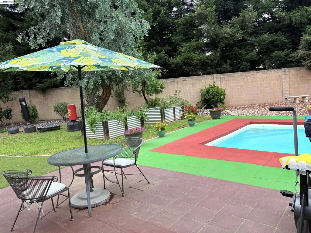 212 Marin Court Vacaville CA 95687