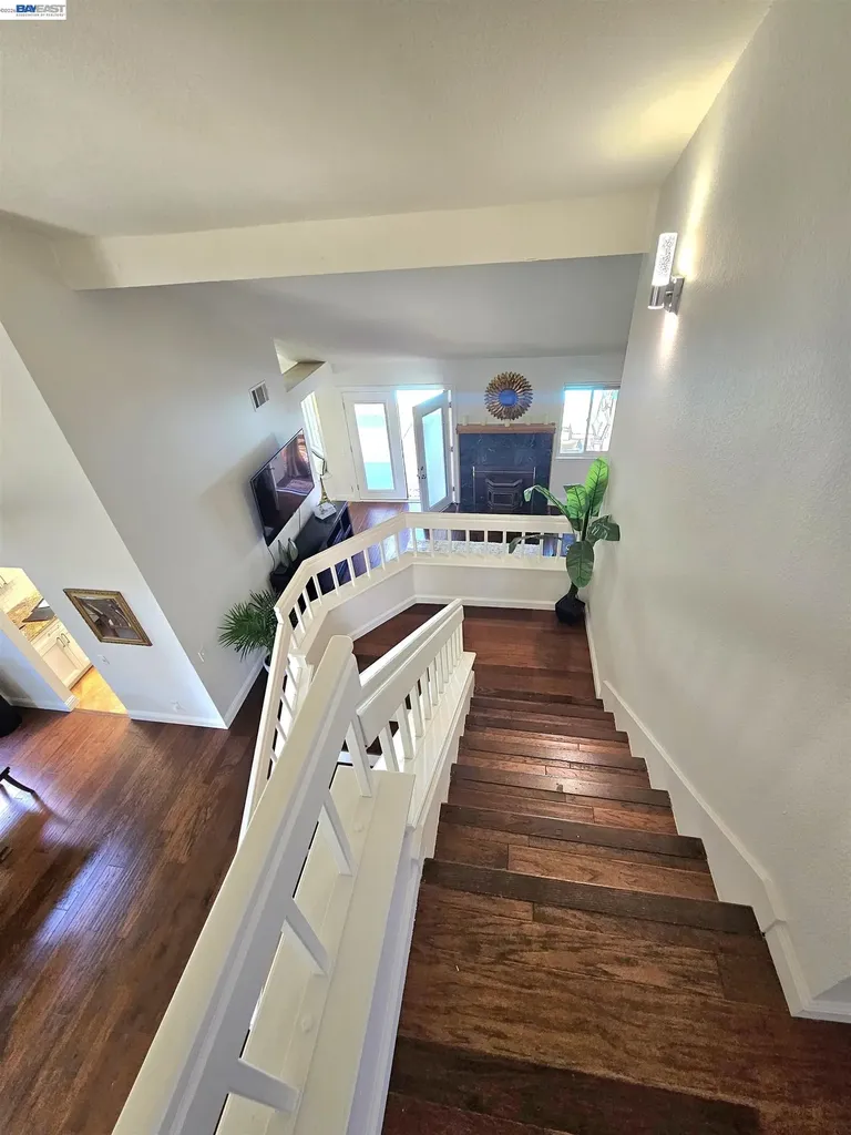 212 Marin Court Vacaville CA 95687