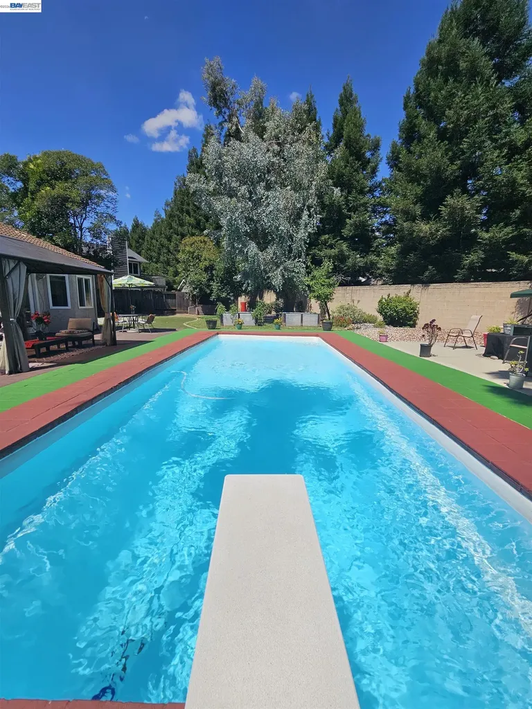 212 Marin Court Vacaville CA 95687