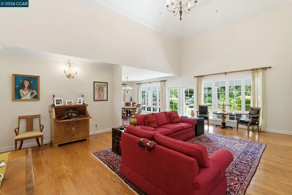 45 Merrill Circle Moraga CA 94556
