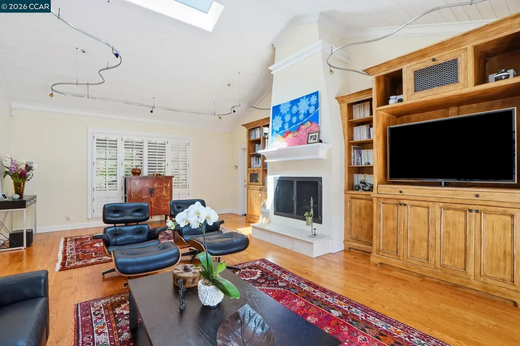 45 Merrill Circle Moraga CA 94556
