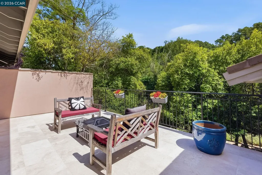 45 Merrill Circle Moraga CA 94556