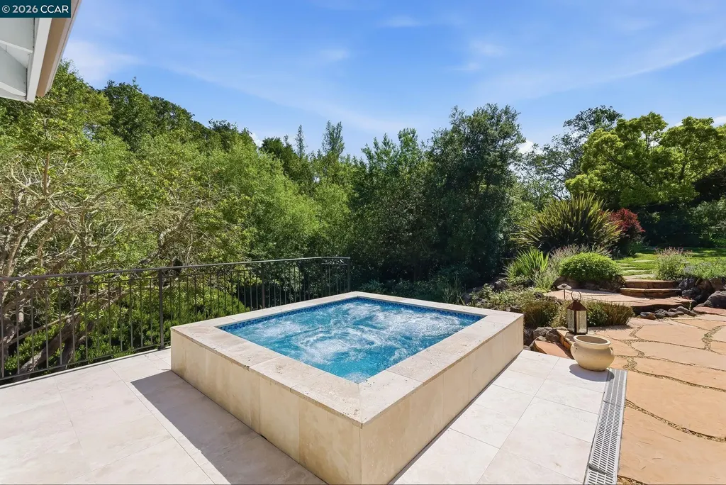 45 Merrill Circle Moraga CA 94556