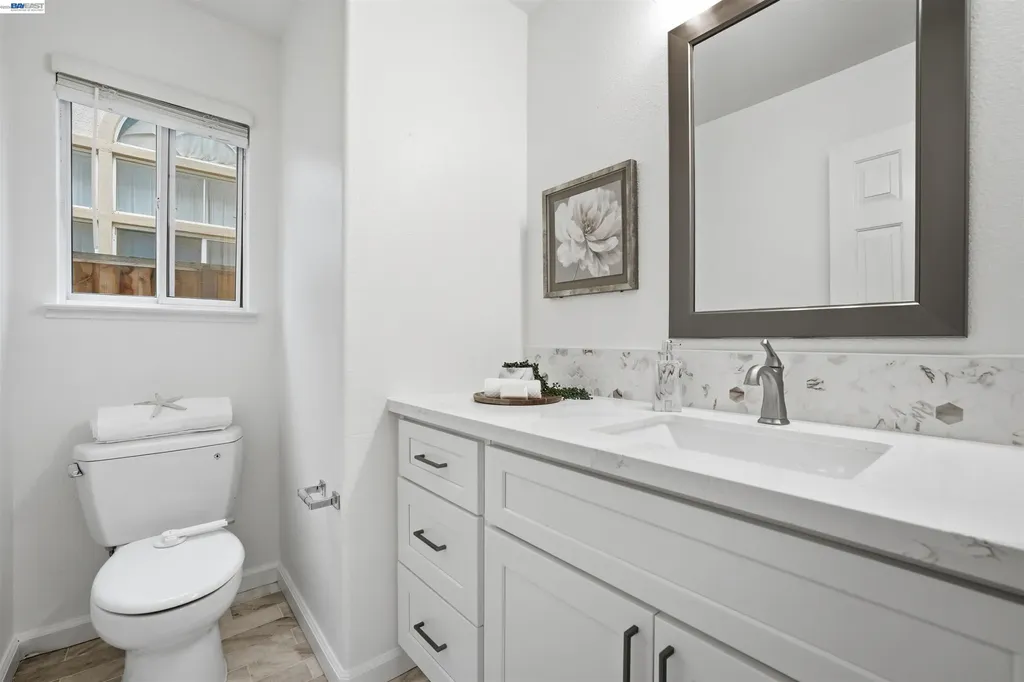 8516 Peachtree Avenue Newark CA 94560