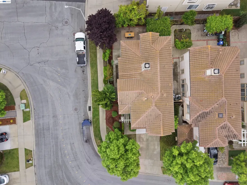 8516 Peachtree Avenue Newark CA 94560