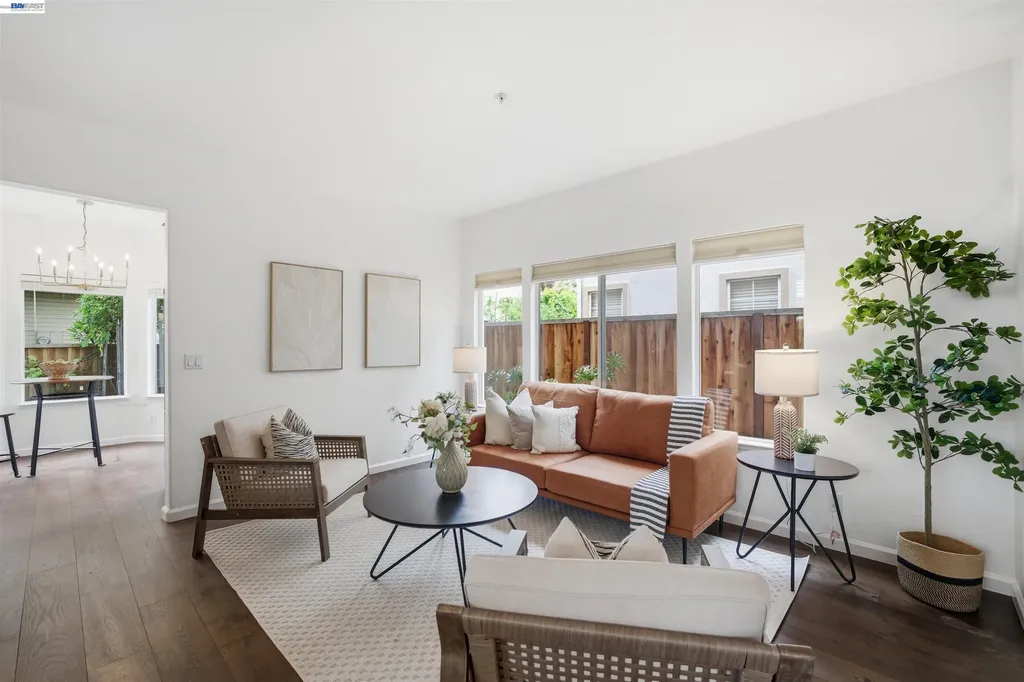 8516 Peachtree Avenue Newark CA 94560