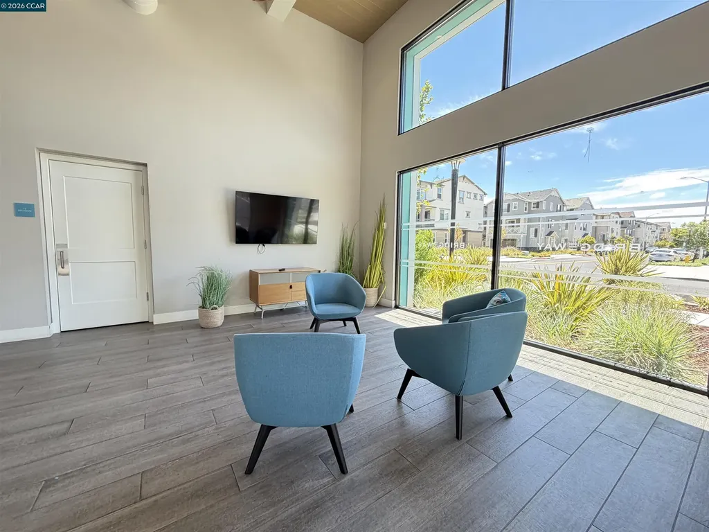 9732 Seawind Way Newark CA 94560