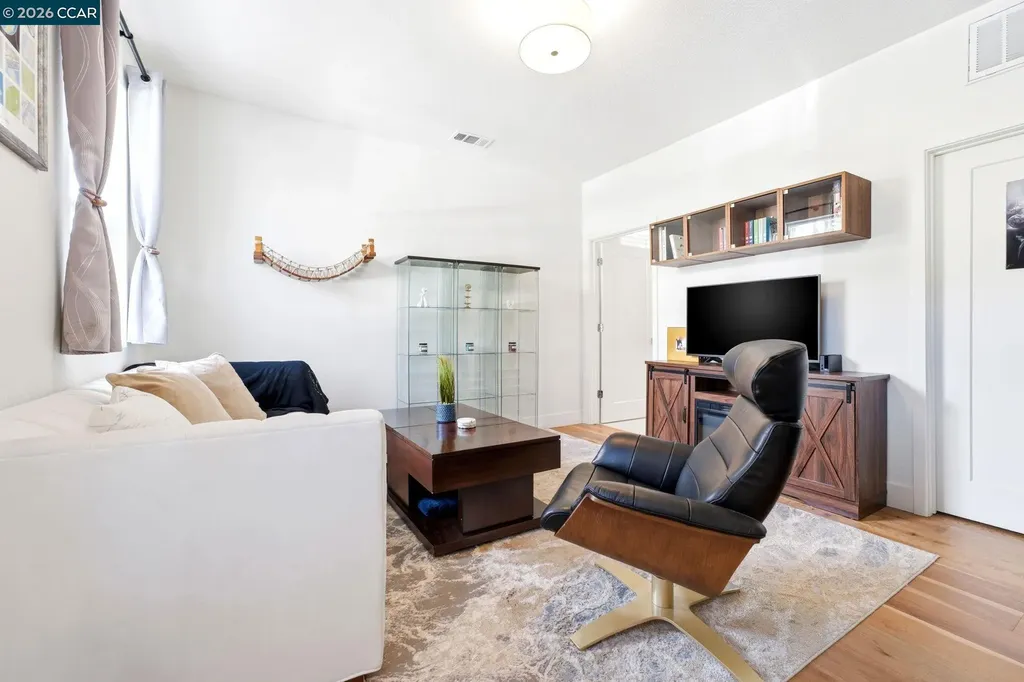 9732 Seawind Way Newark CA 94560