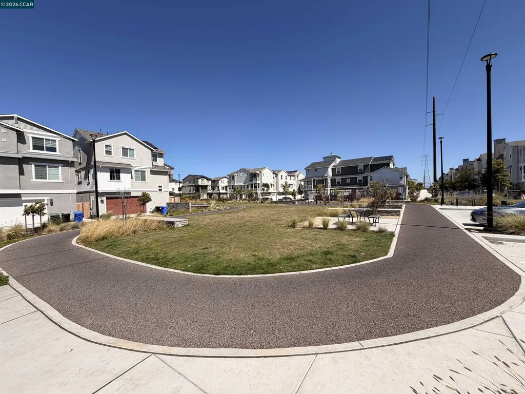 9732 Seawind Way Newark CA 94560