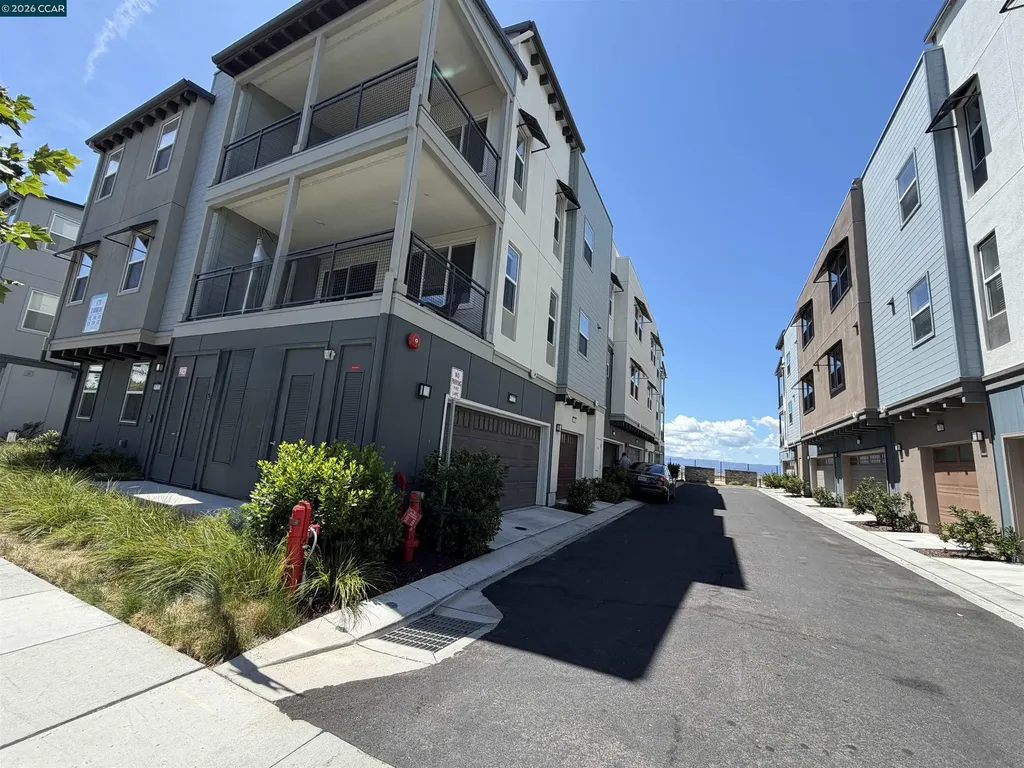 9732 Seawind Way Newark CA 94560