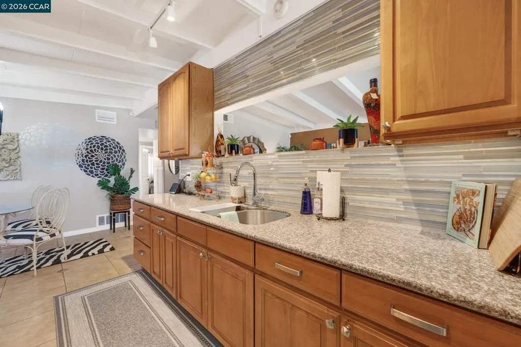 380 Alhambra Avenue Vallejo CA 94591