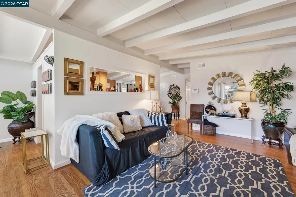 380 Alhambra Avenue Vallejo CA 94591