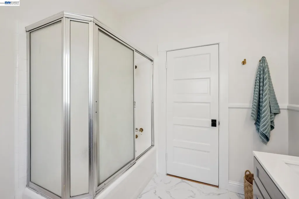 1508 Pacific Avenue Alameda CA 94501