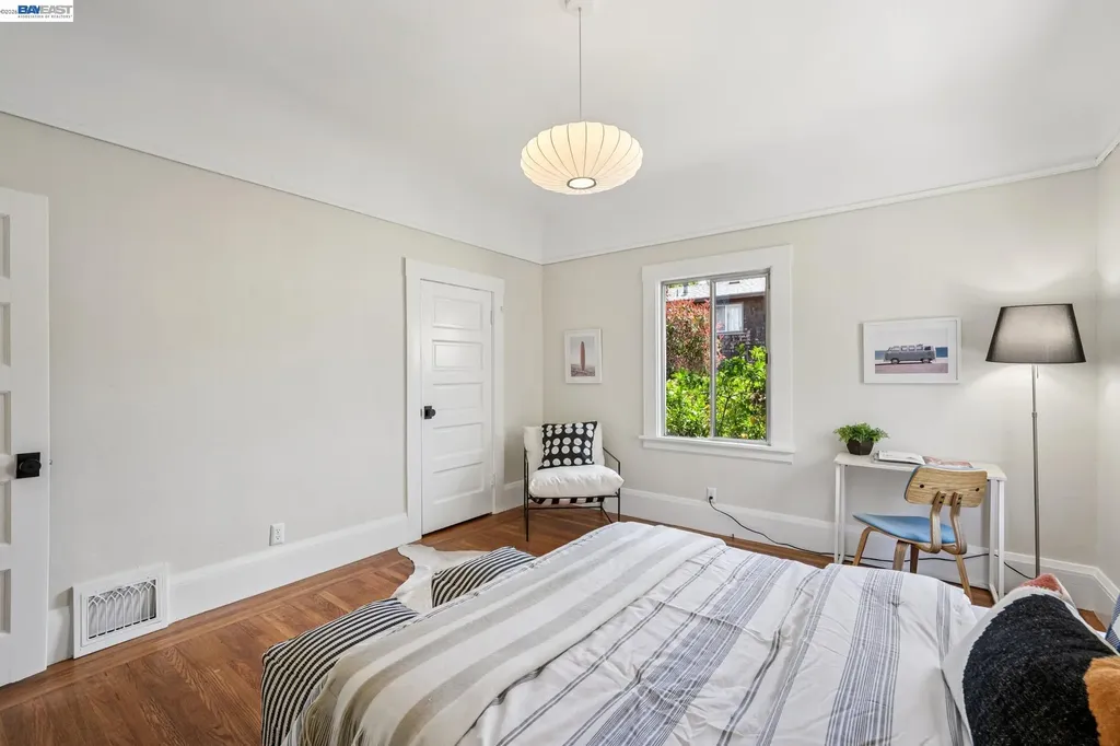 1508 Pacific Avenue Alameda CA 94501