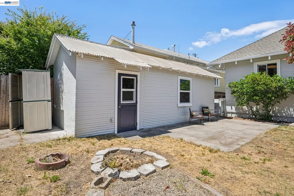 1508 Pacific Avenue Alameda CA 94501