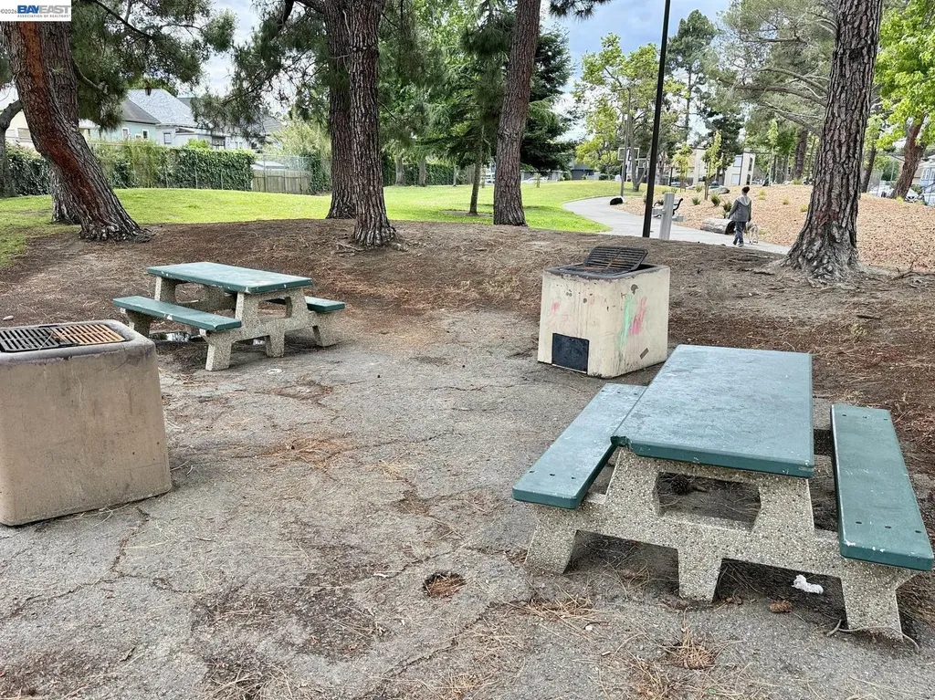 1508 Pacific Avenue Alameda CA 94501