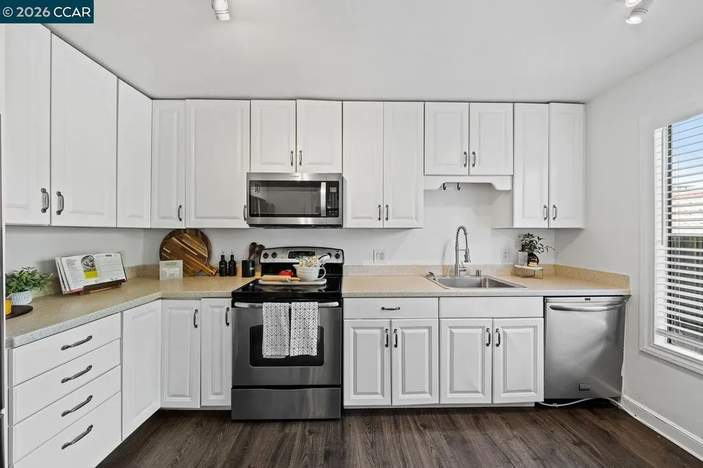 1476 Camino Peral Moraga CA 94556