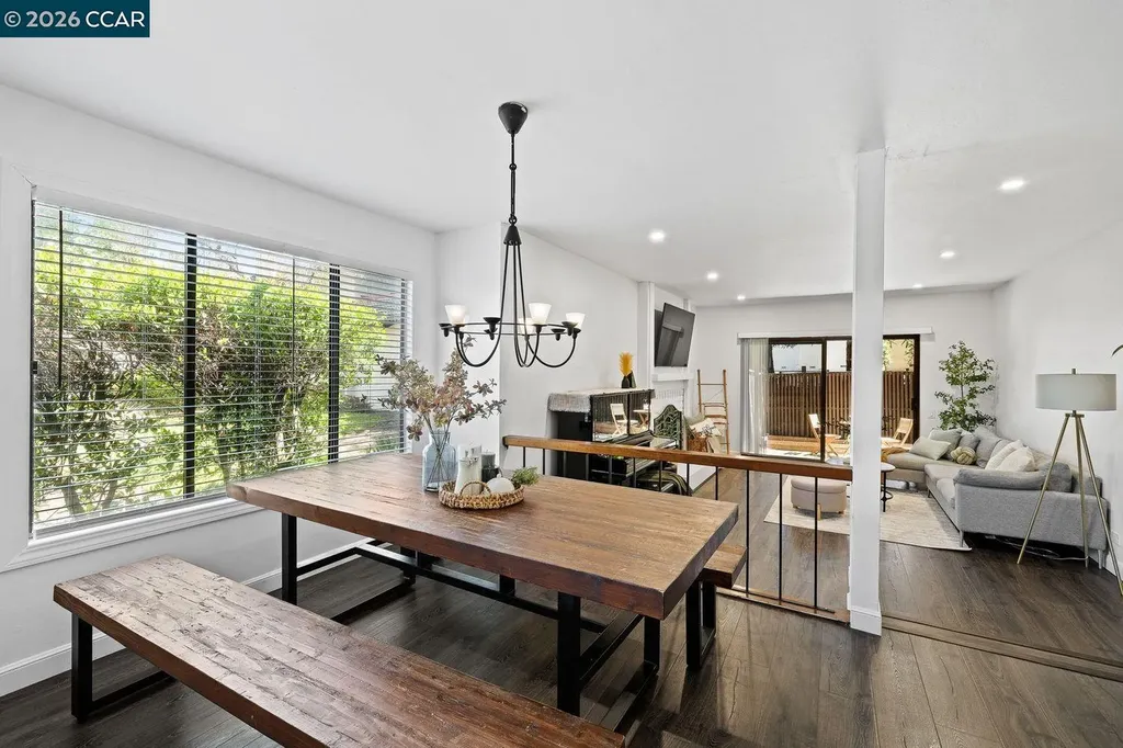 1476 Camino Peral Moraga CA 94556