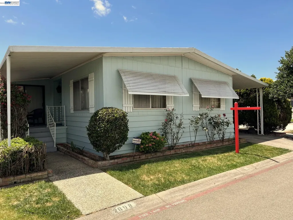 2698 Pueblo Creek Hayward CA 94545