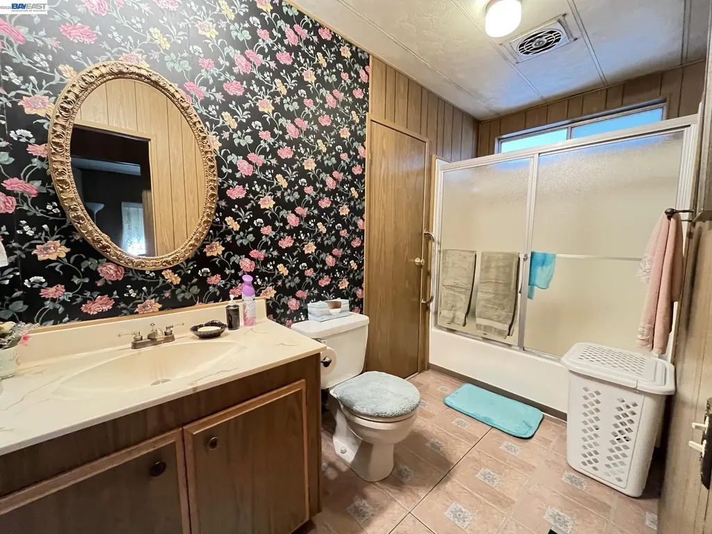 2698 Pueblo Creek Hayward CA 94545