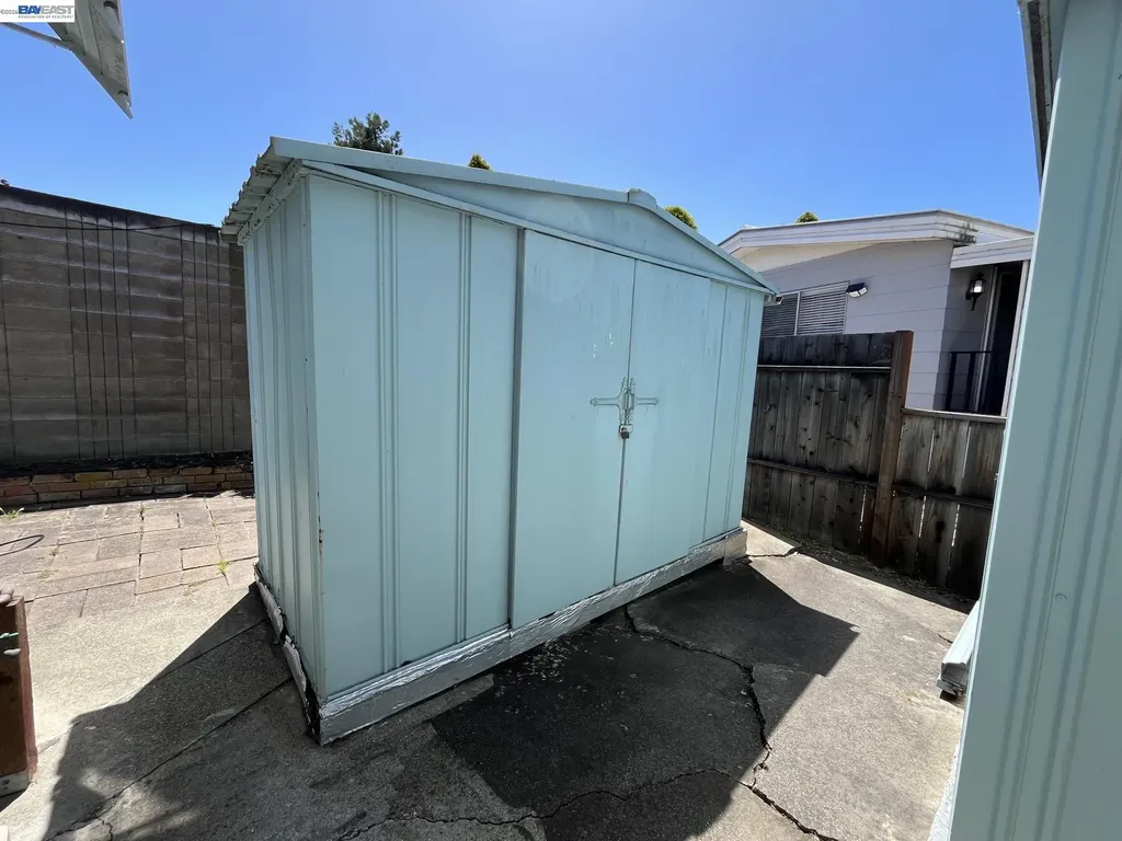 2698 Pueblo Creek Hayward CA 94545