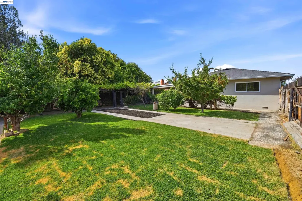 1401 Monterey Drive Antioch CA 94509