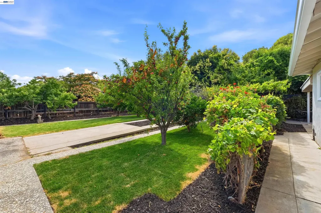 1401 Monterey Drive Antioch CA 94509
