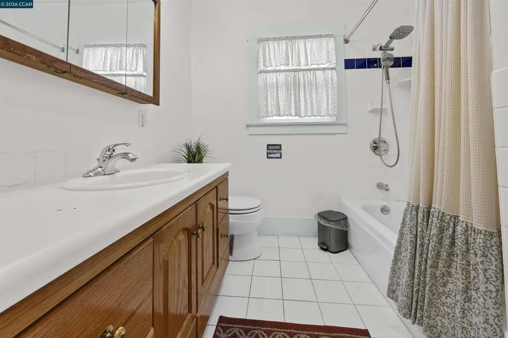 2209 35th Avenue Oakland CA 94601