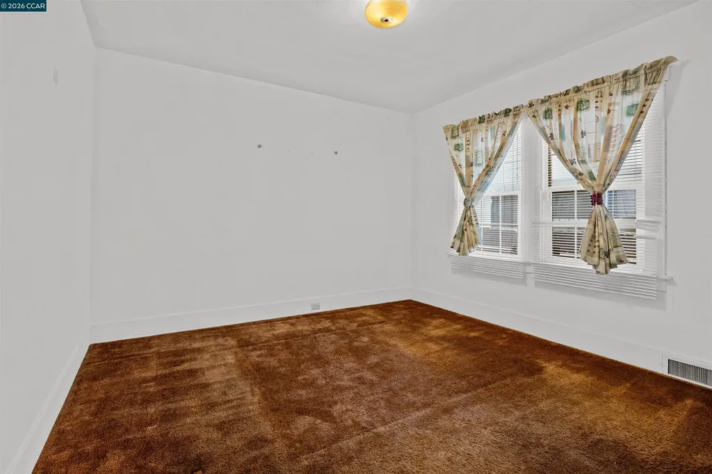 2209 35th Avenue Oakland CA 94601