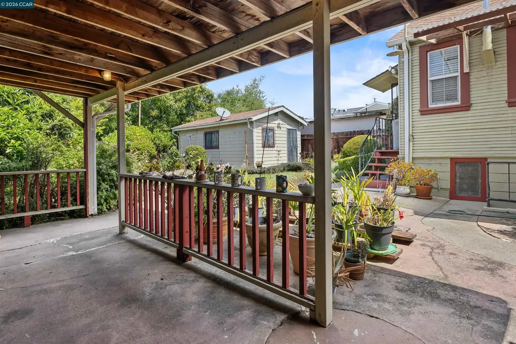 2209 35th Avenue Oakland CA 94601