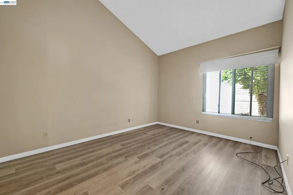 39052 Levi Street Newark CA 94560