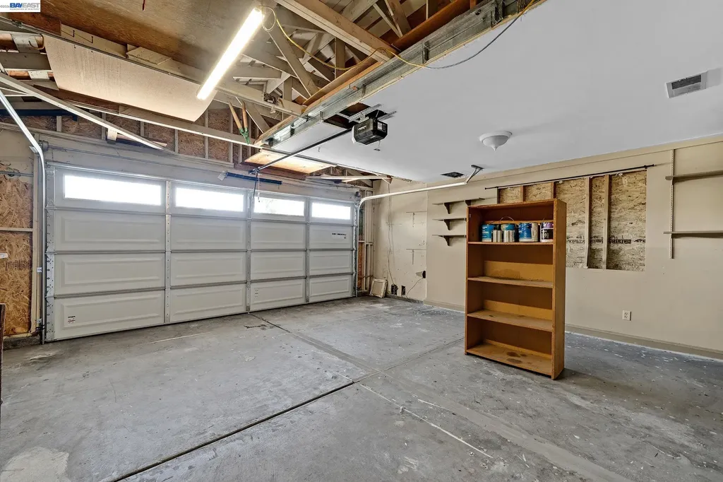 39052 Levi Street Newark CA 94560