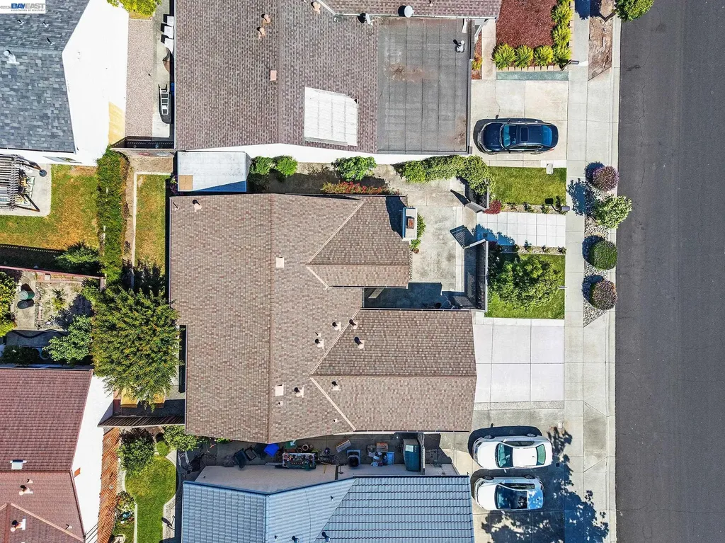 39052 Levi Street Newark CA 94560