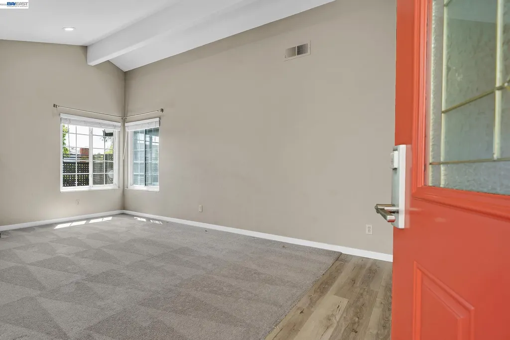39052 Levi Street Newark CA 94560