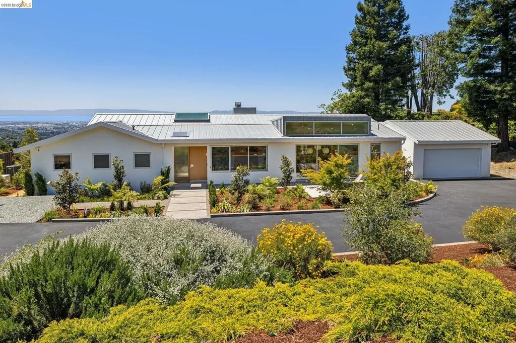 14001 Skyline Boulevard Oakland CA 94619
