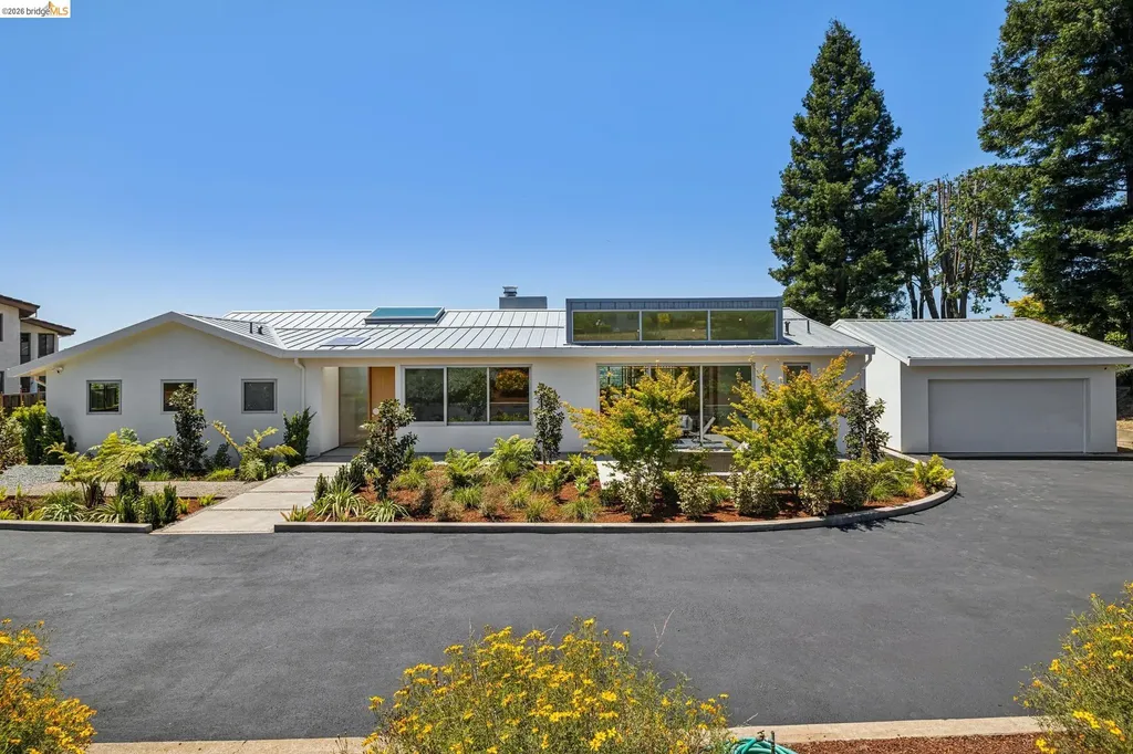 14001 Skyline Boulevard Oakland CA 94619