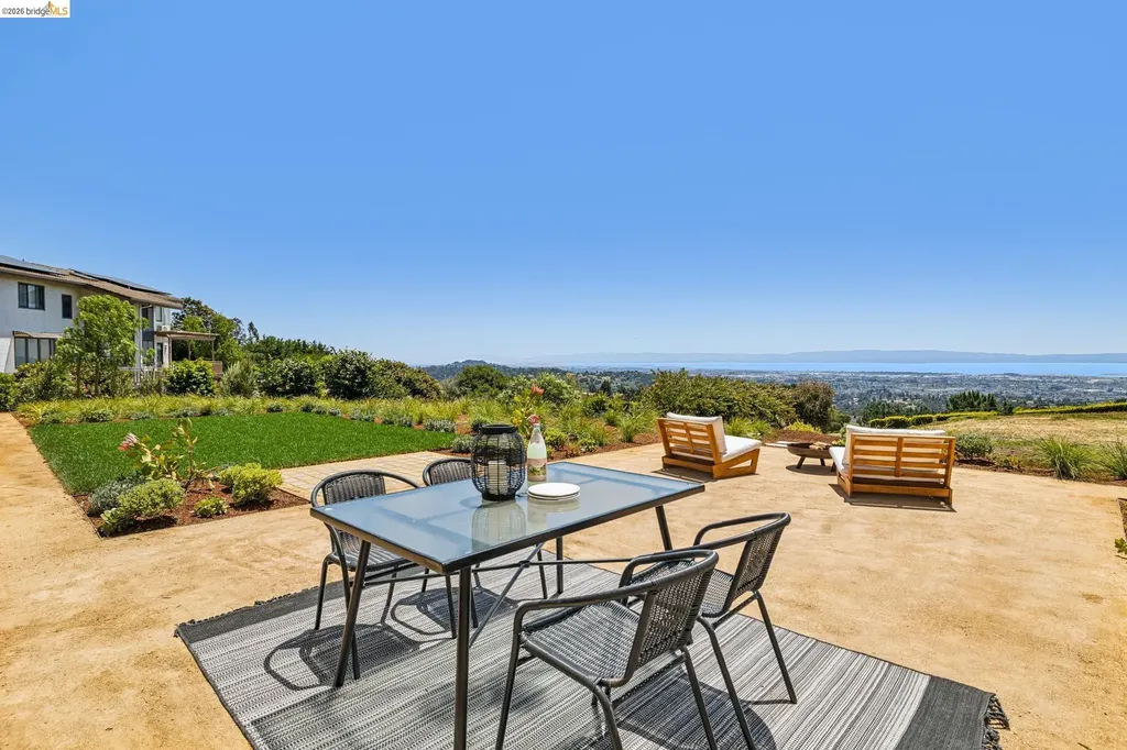 14001 Skyline Boulevard Oakland CA 94619