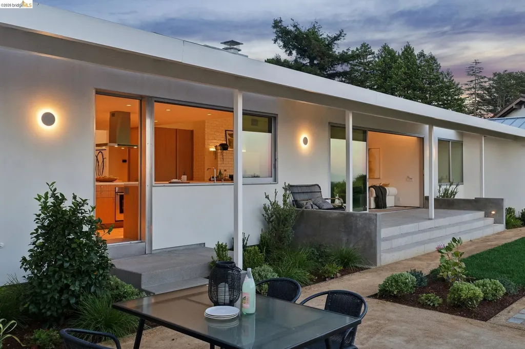 14001 Skyline Boulevard Oakland CA 94619