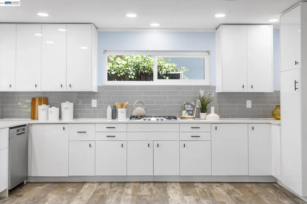 16683 Kildare Road Castro Valley CA 94578