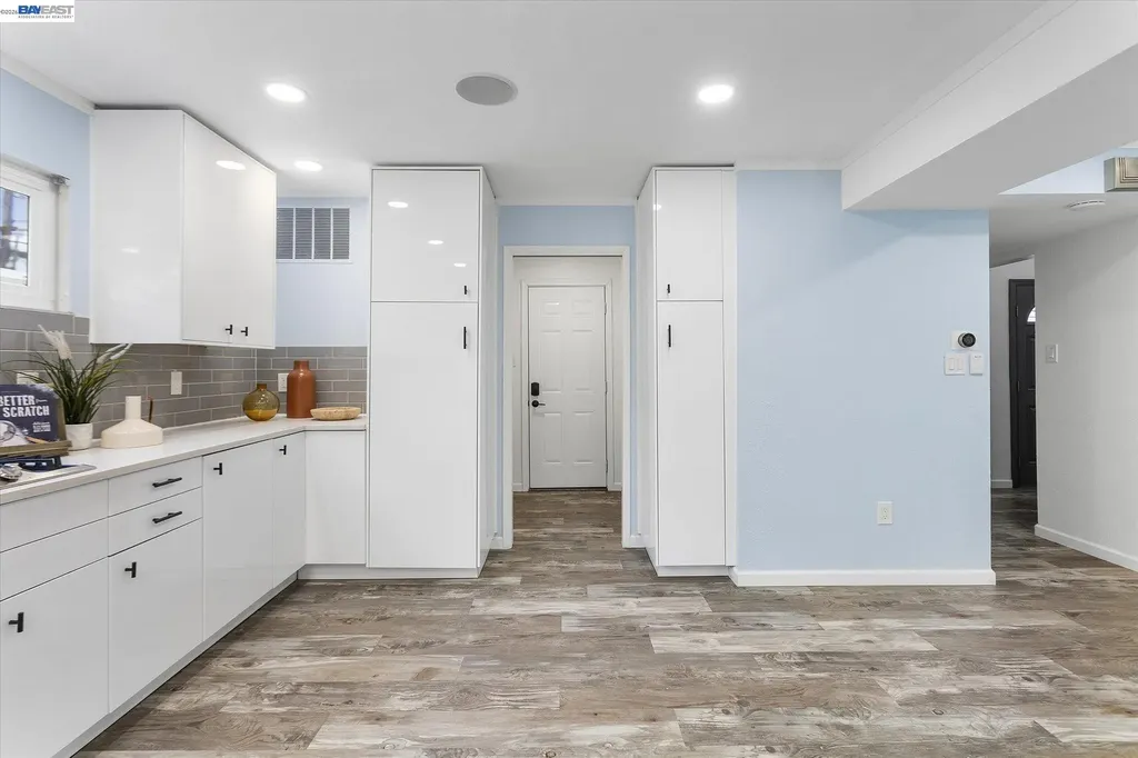 16683 Kildare Road Castro Valley CA 94578