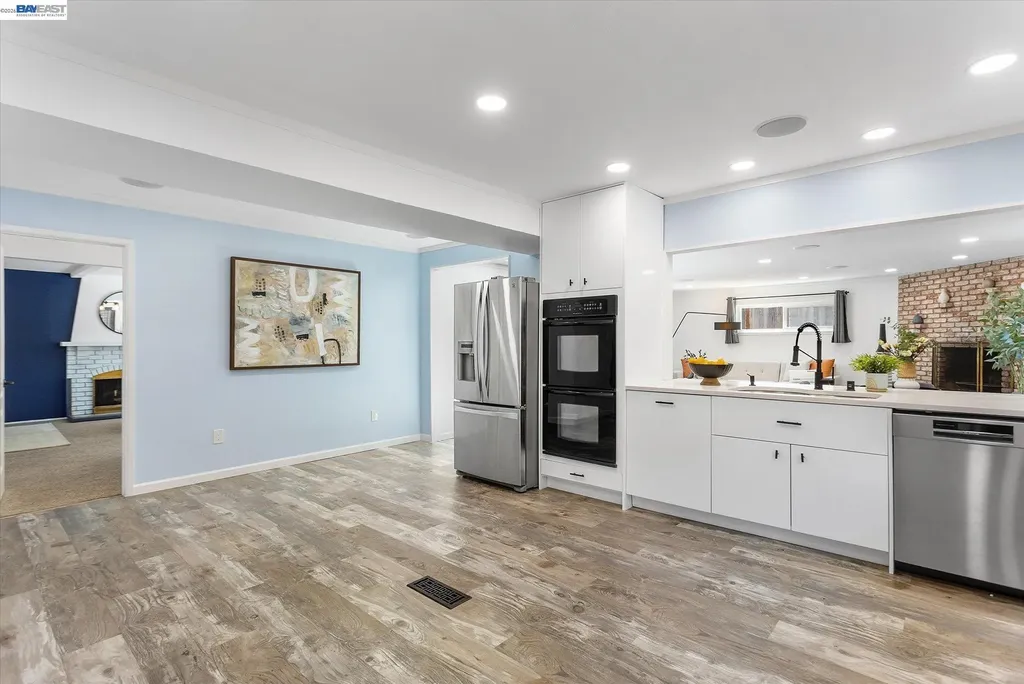 16683 Kildare Road Castro Valley CA 94578