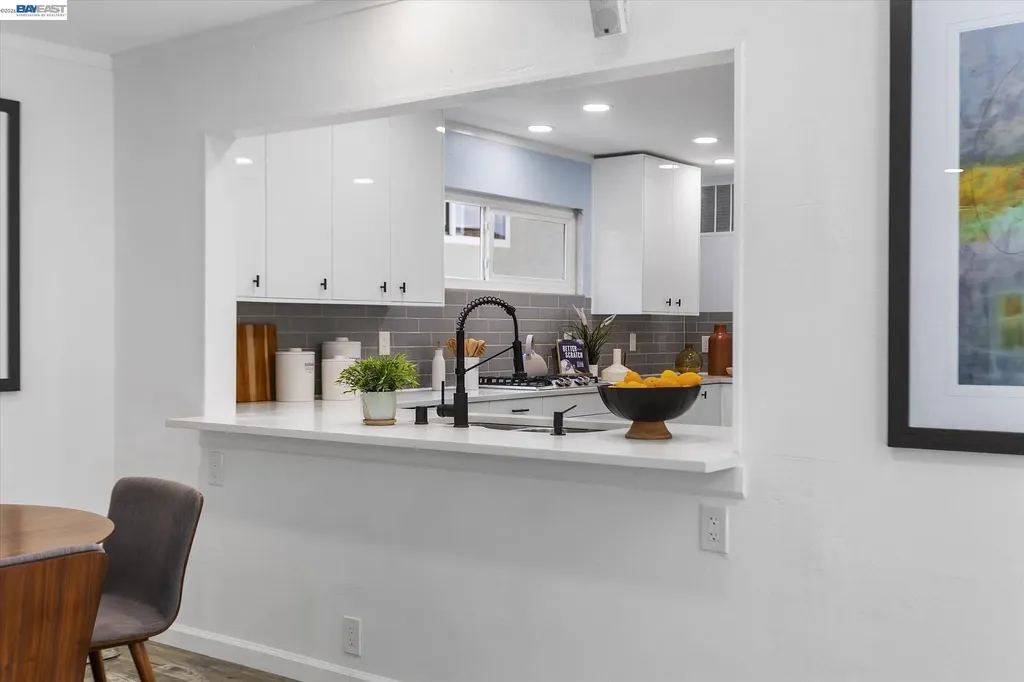 16683 Kildare Road Castro Valley CA 94578