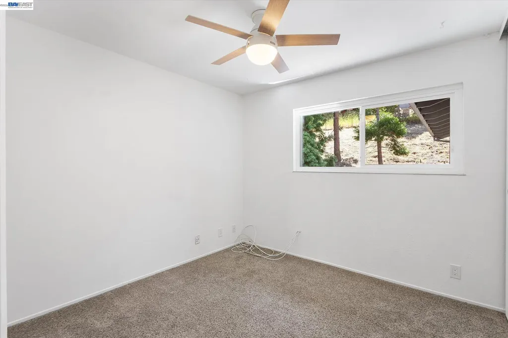 16683 Kildare Road Castro Valley CA 94578