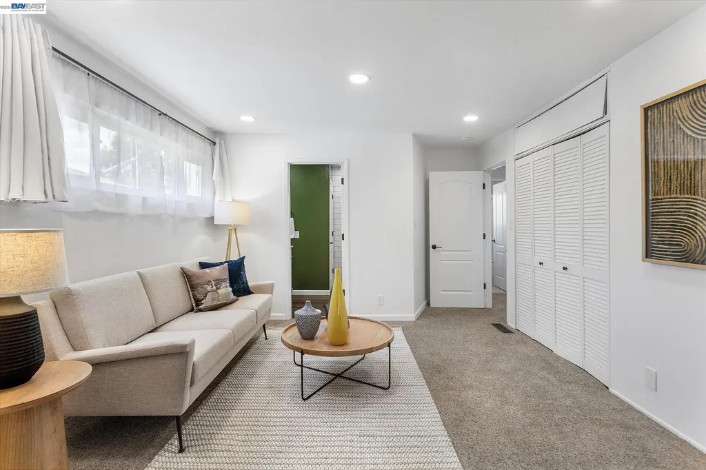 16683 Kildare Road Castro Valley CA 94578