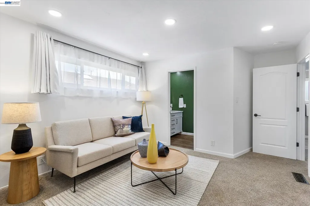 16683 Kildare Road Castro Valley CA 94578
