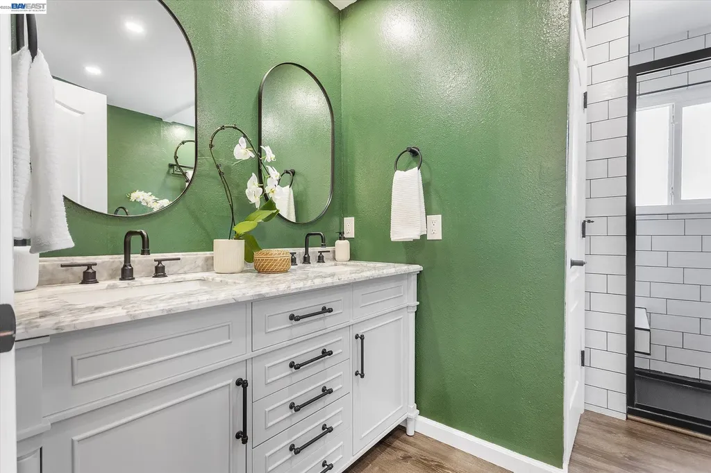 16683 Kildare Road Castro Valley CA 94578