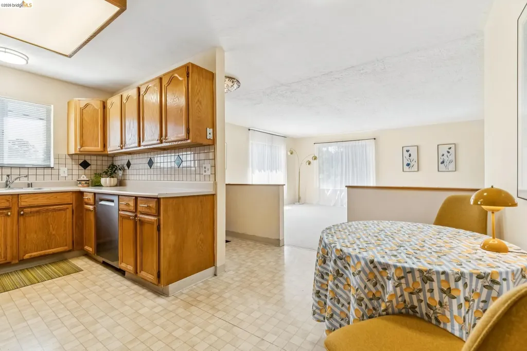 4203 Garden Lane El Sobrante CA 94803